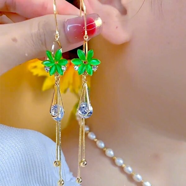 Green Cat’s Eye Flower Earrings for Women